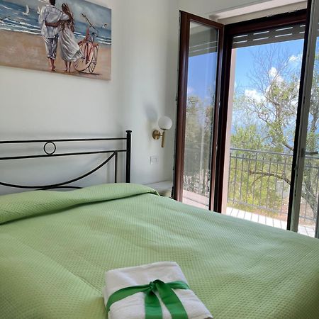Dente Di Leone Otel San Mauro Cilento Dış mekan fotoğraf