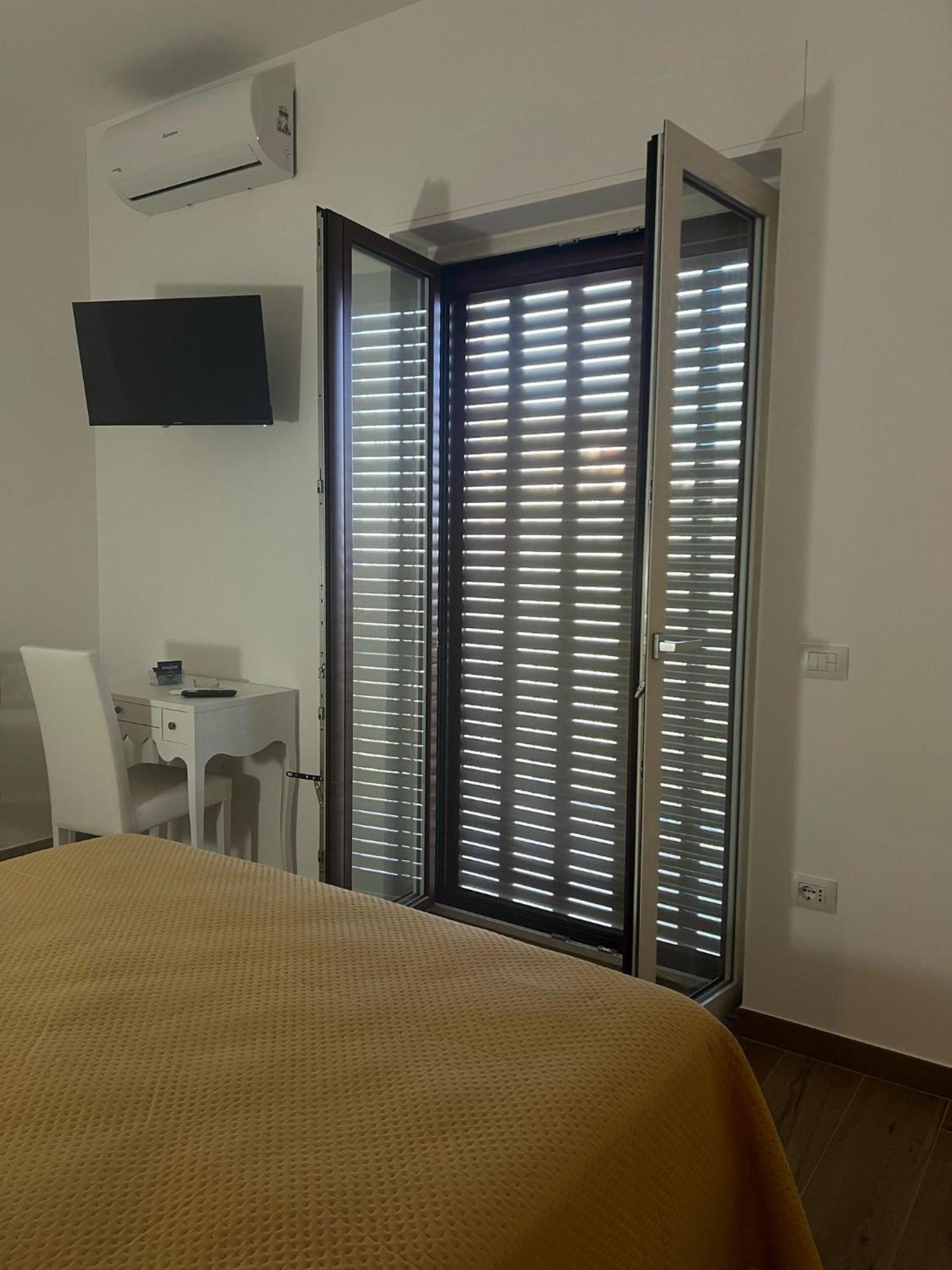 Dente Di Leone Otel San Mauro Cilento Dış mekan fotoğraf