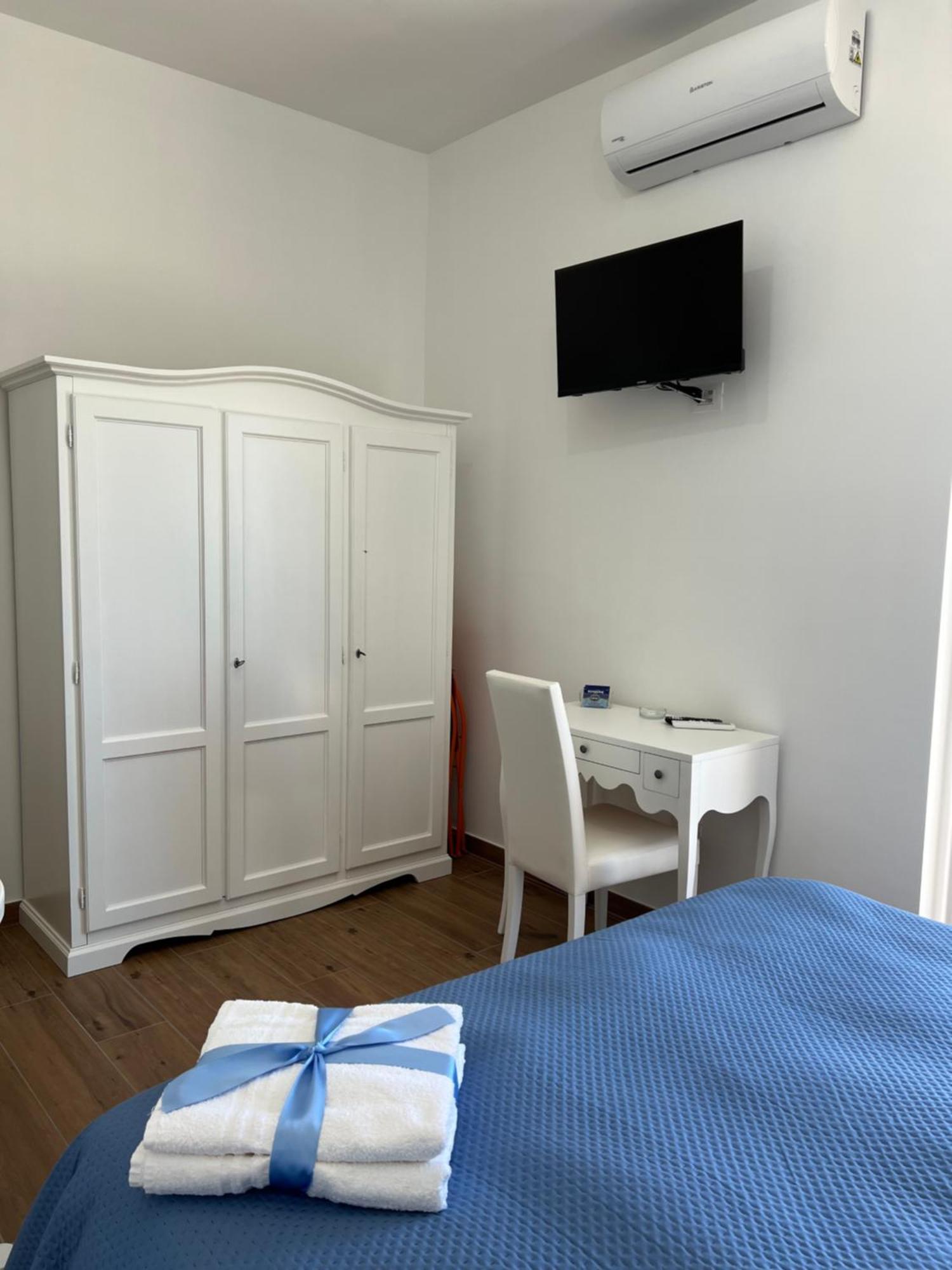 Dente Di Leone Otel San Mauro Cilento Dış mekan fotoğraf