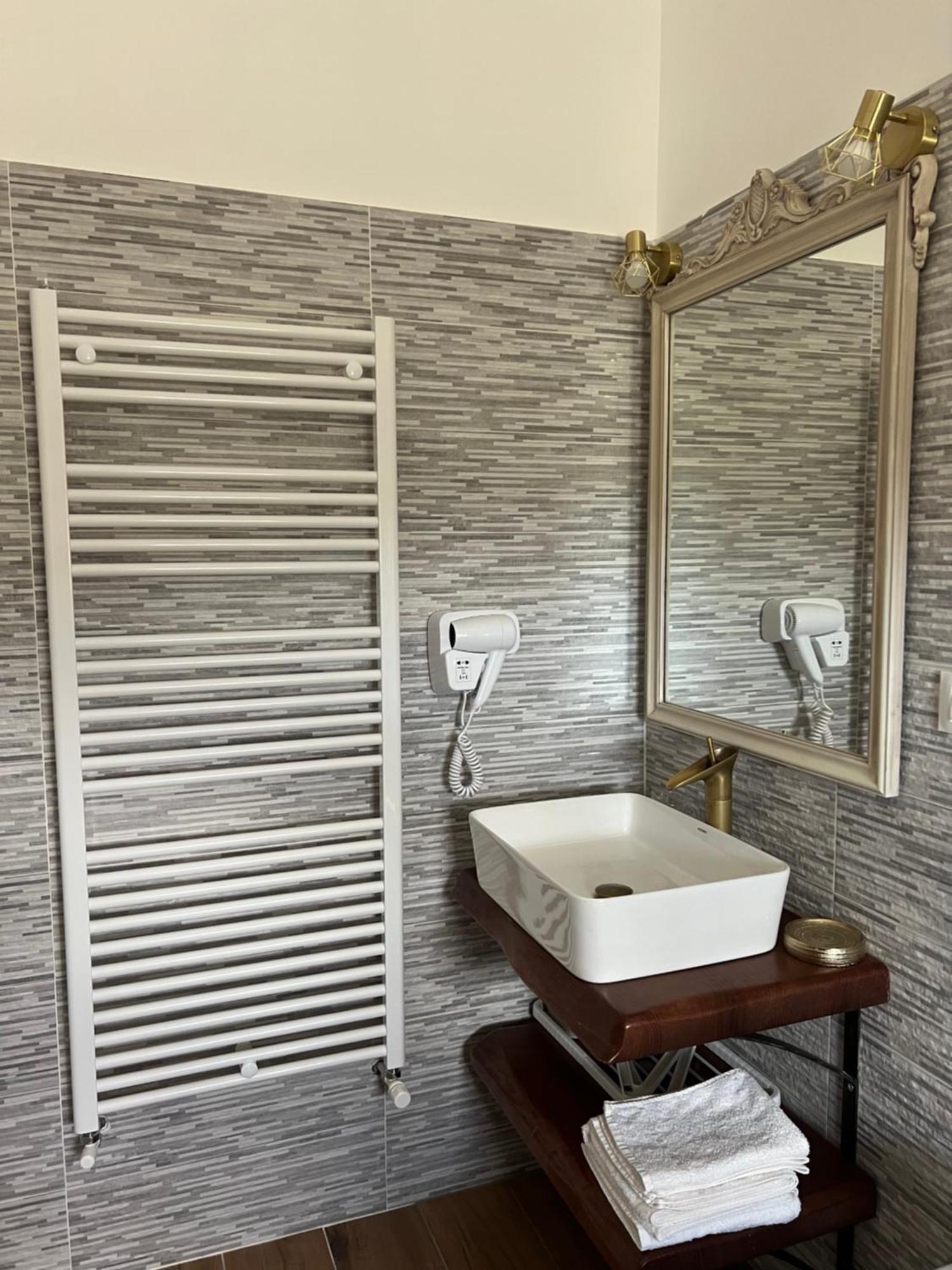 Dente Di Leone Otel San Mauro Cilento Dış mekan fotoğraf